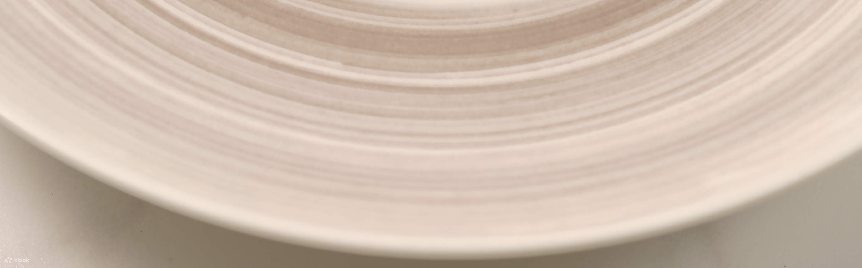 Giovanni Pina, bữa nửa buổi, bữa nửa buổi cuối tuần, tất cả những gì bạn có thể ăn